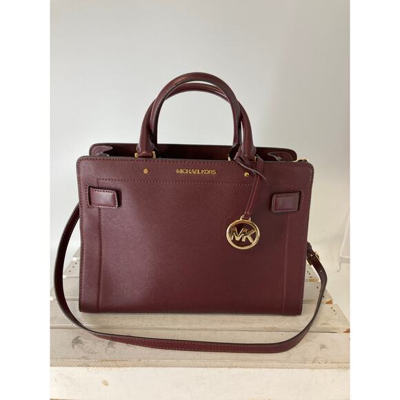 MICHAEL KORS, LARGE WINE SAFFIANO LEATHER CROSSBODY BAG - Picture 2 of 16